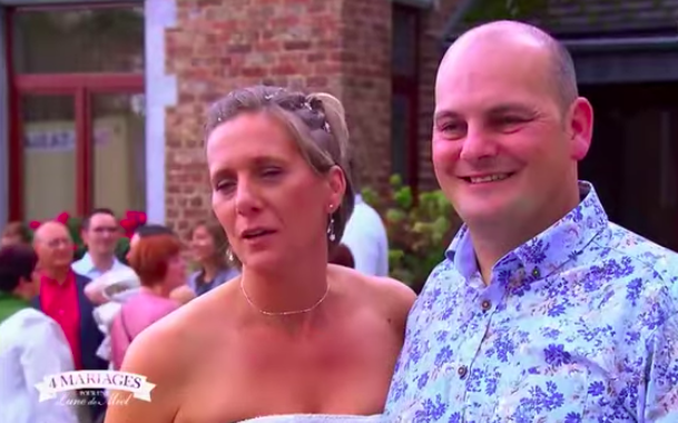 4 mariages pour une lune de miel, la tenue des mariés sidèrent les internautes