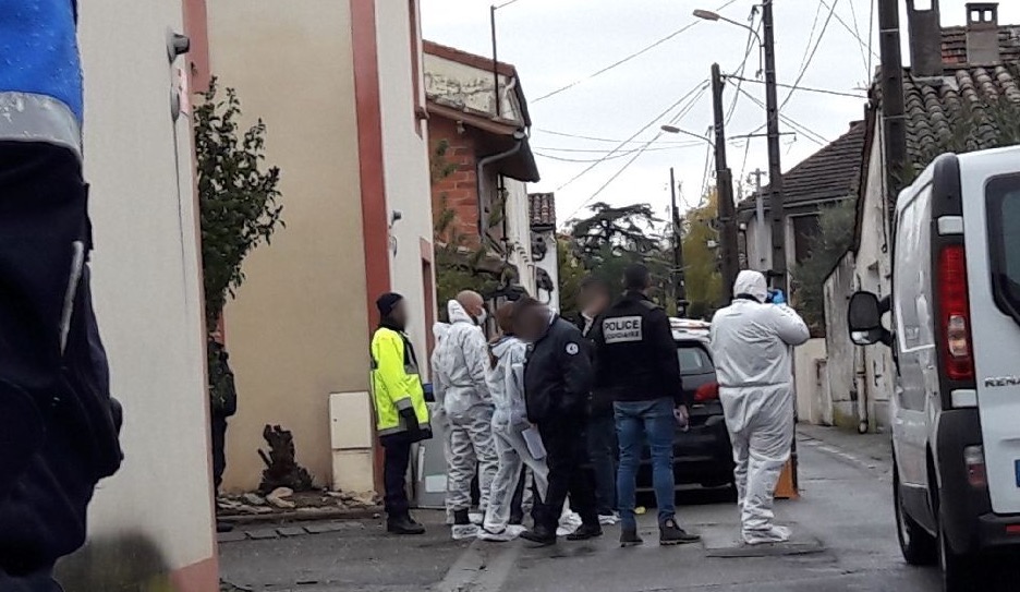 Le footballeur avoue le meurtre de son fils, malade du coronavirus