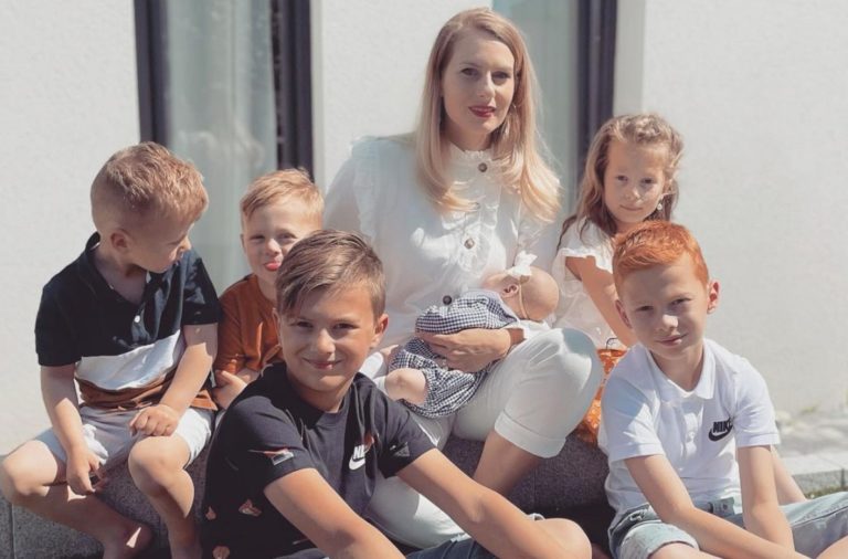 Camille Santoro deux mois après la naissance de sa fille