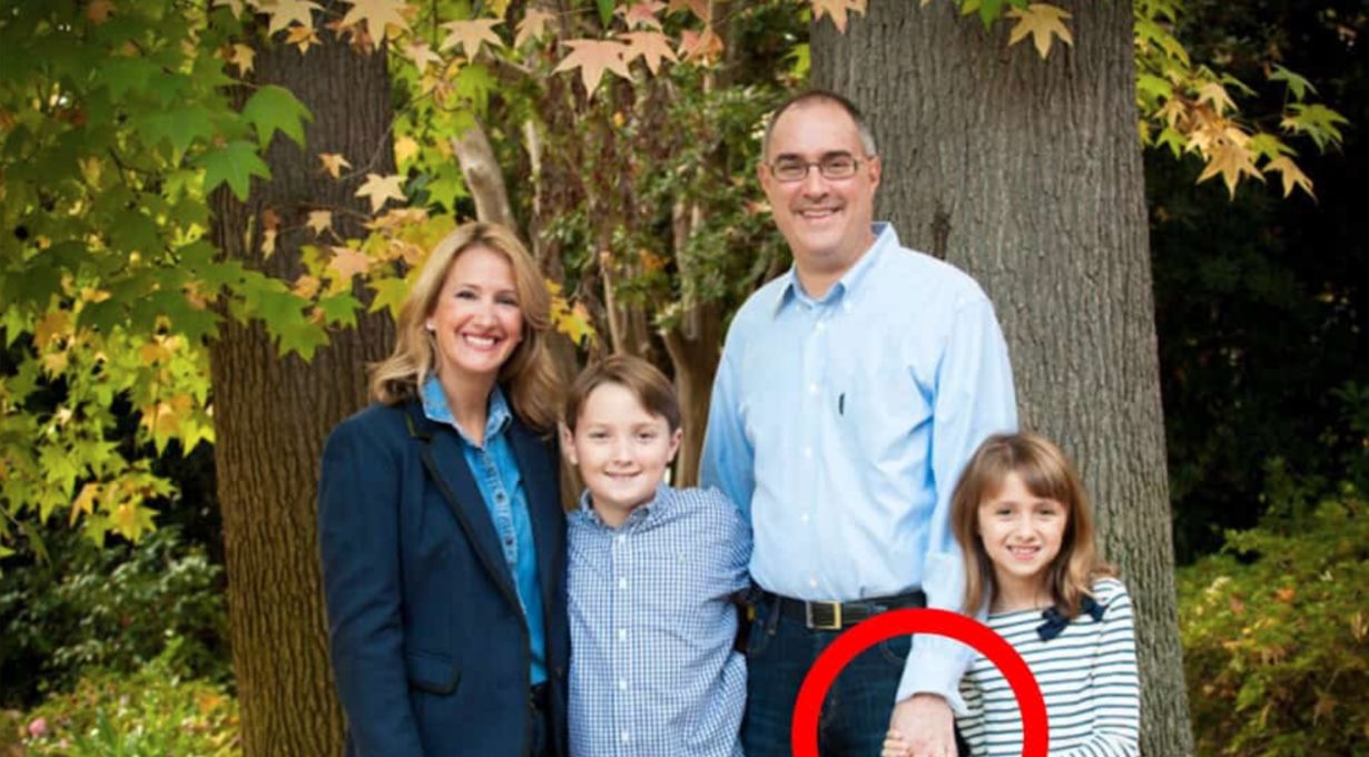 Cette famille fait une séance photo