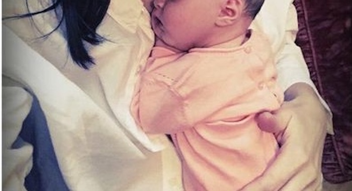 PHOTO – Karine Ferri maman pour la 3e fois : les cadeaux de naissance